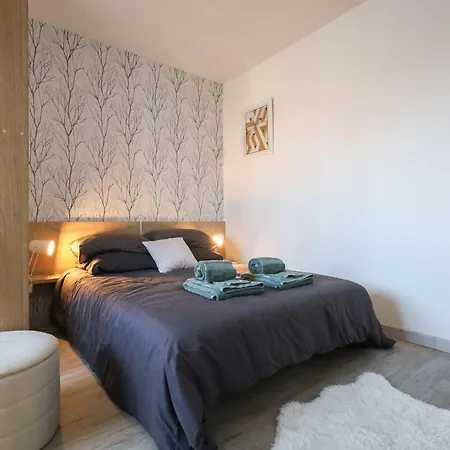 Apartment La De Jade *