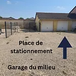La De Jade Daire *